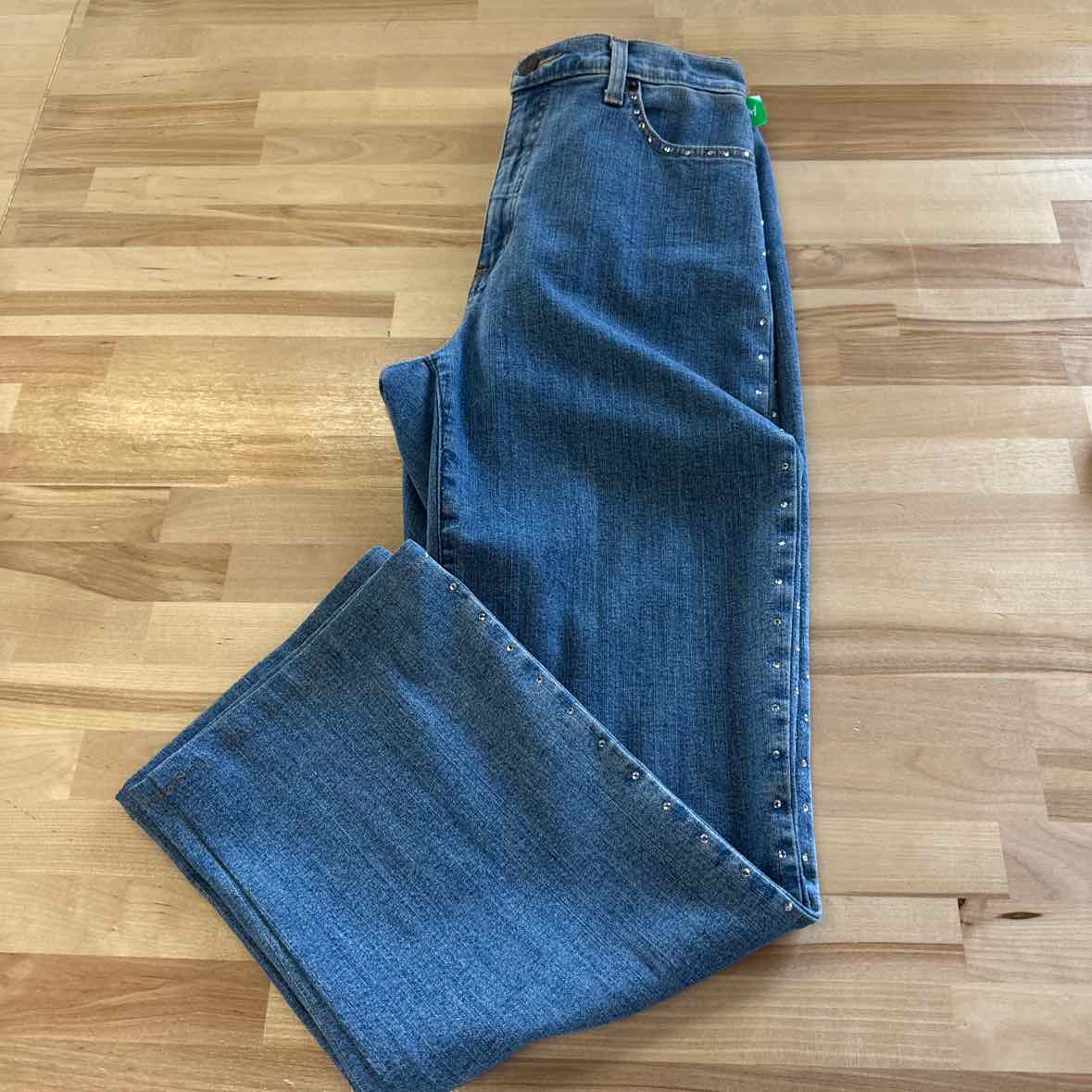 NYDJ Size 8 Jeans