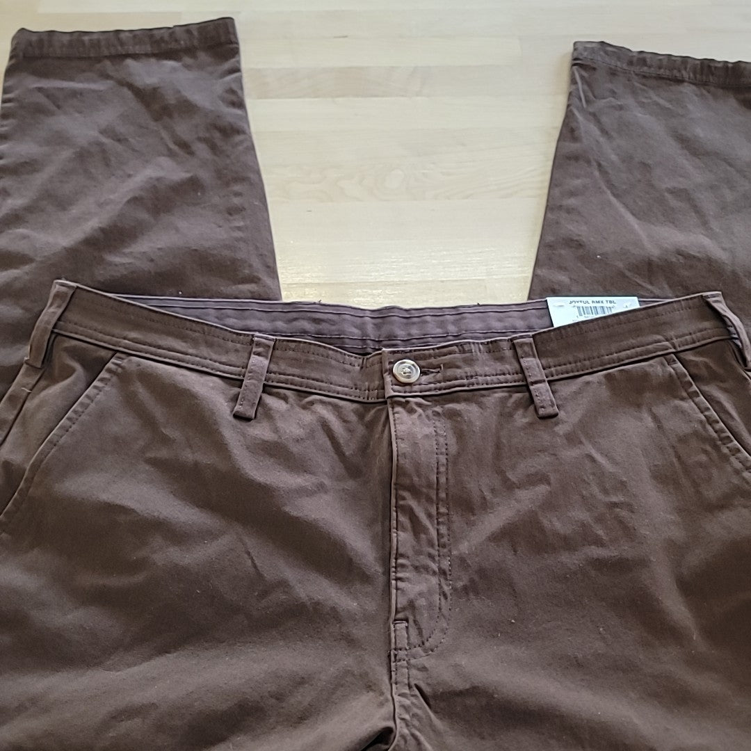 Club Room Men's Size 34 Regular-Fit Stretch Cargo Pants - Classic Brown