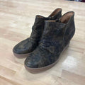Sofft Size 10 Camo Boots
