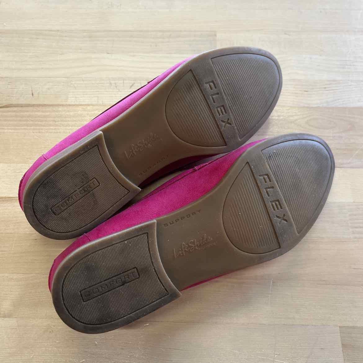 Life Stride Size 9.5 Pink Preloved Loafers