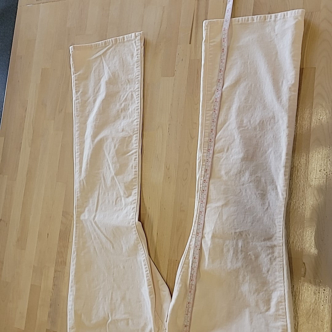 Levi's Size 33 Cream 725 High Rise Bootcut Corduroy Pants NWT