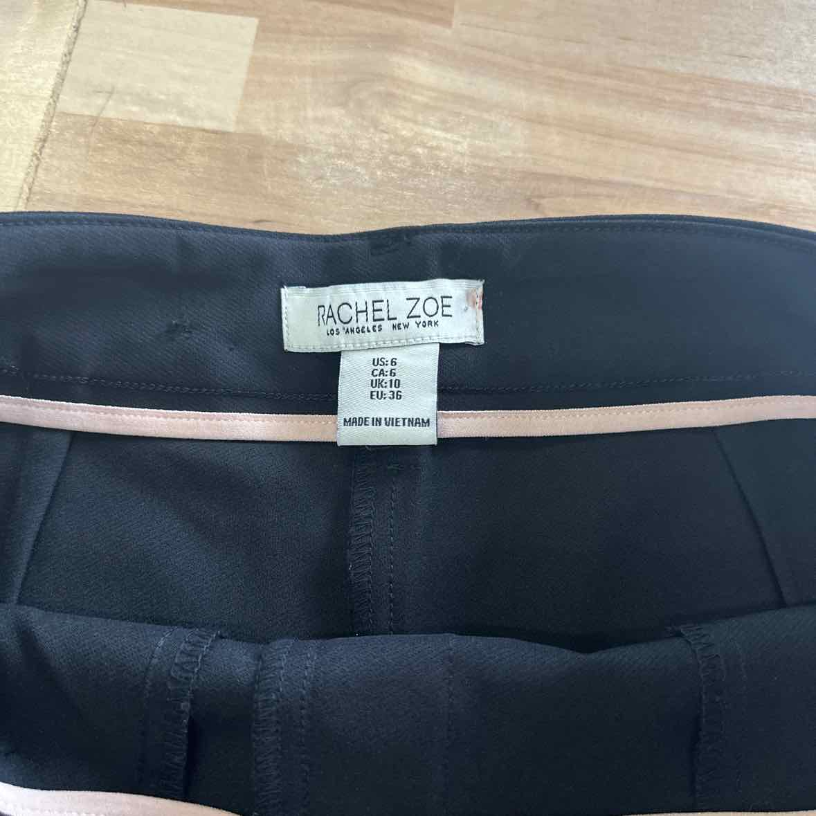 Rachel Zoe Size 6 Black Shorts