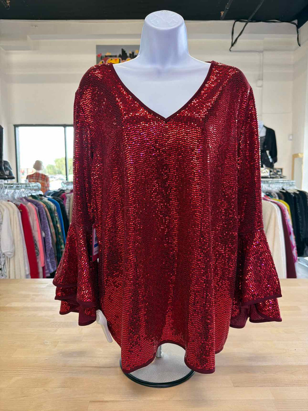 Vince Camuto Size XL Red Sequined Blouse