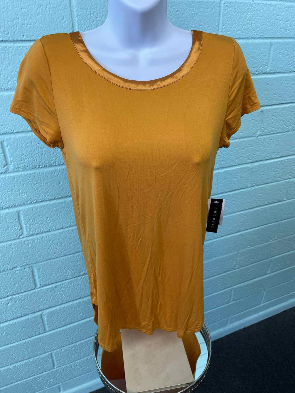 Premise Size XS Gold Blouse