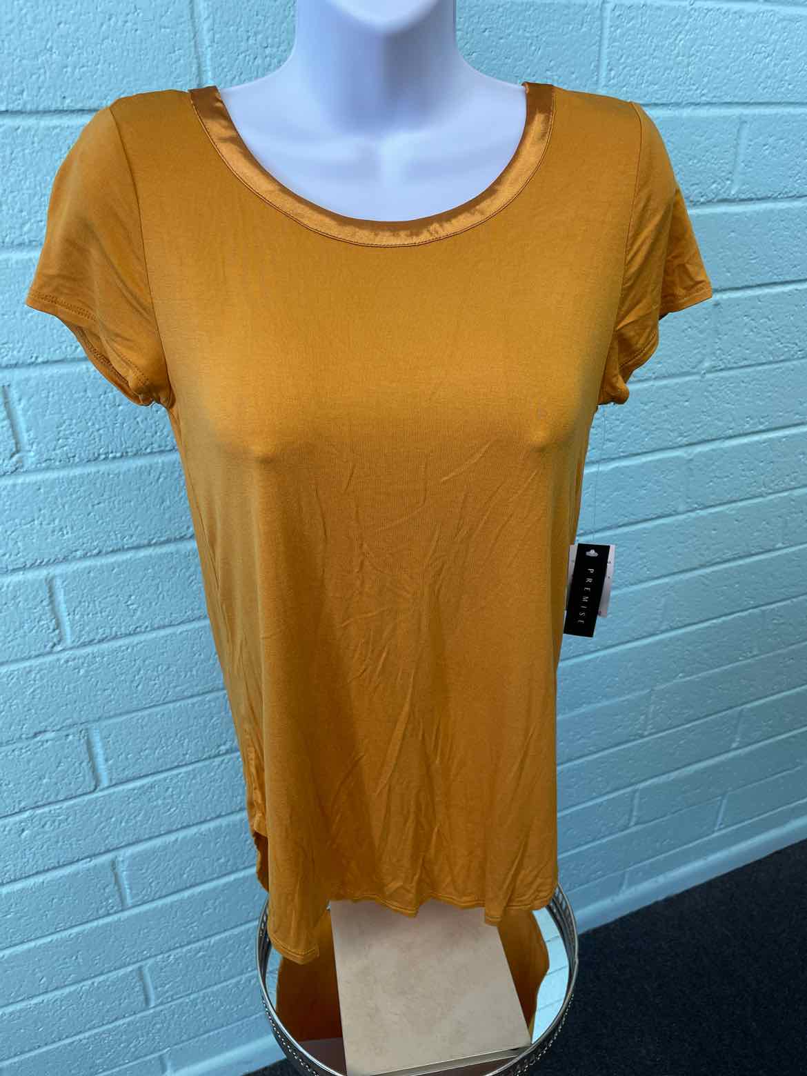 Premise Size XS Gold Blouse