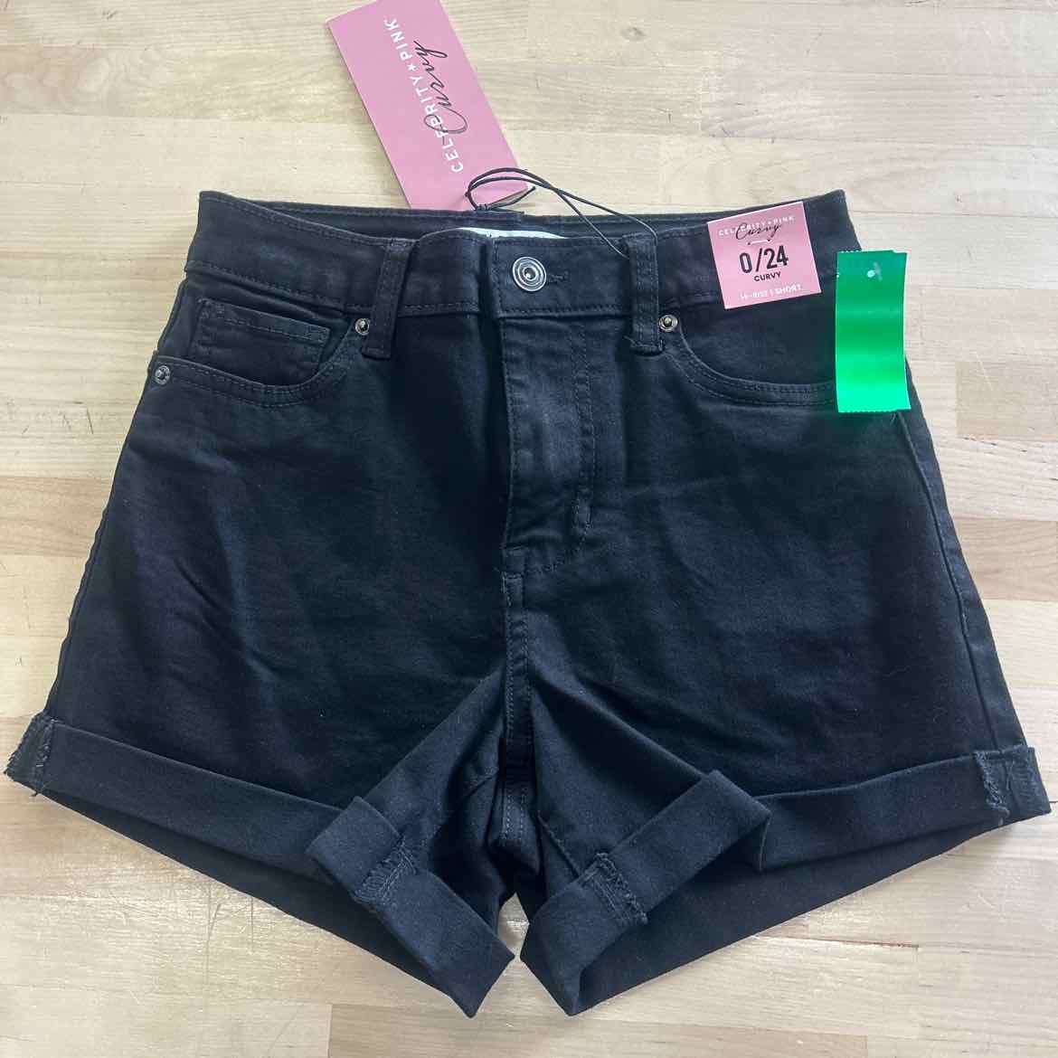 Celebrity Pink Juniors' 4" High-Rise Curvy Denim Shorts - Black - 0