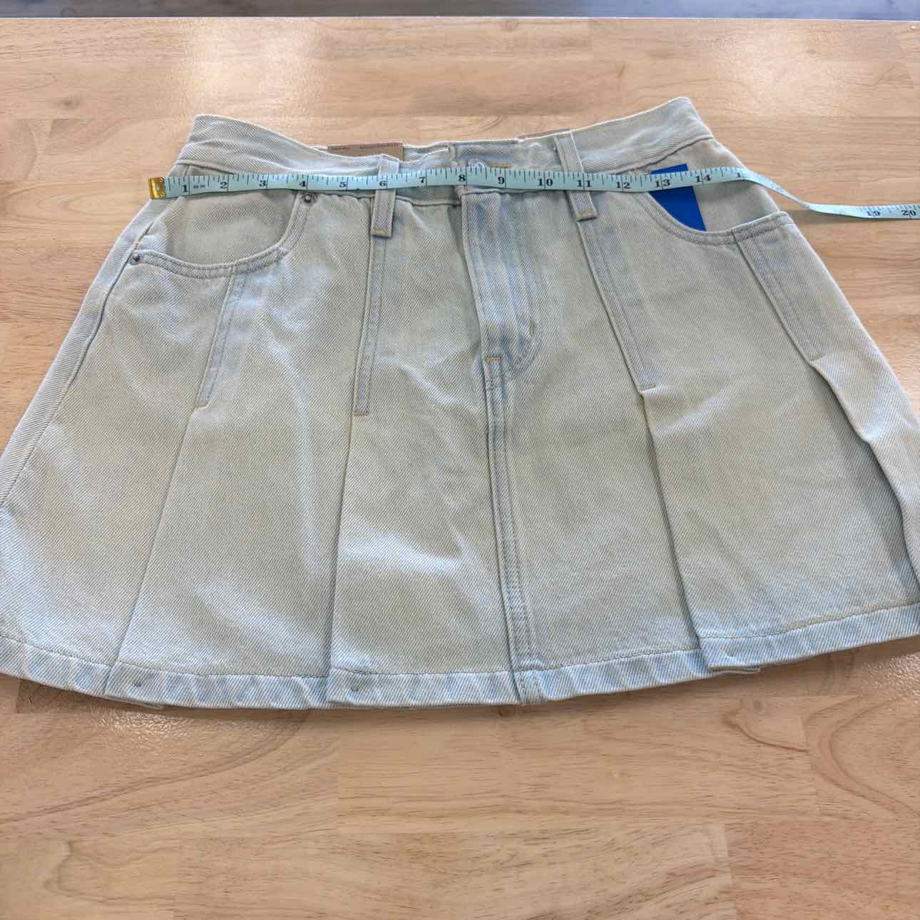 Levi's Size 26 Blue New Skirt