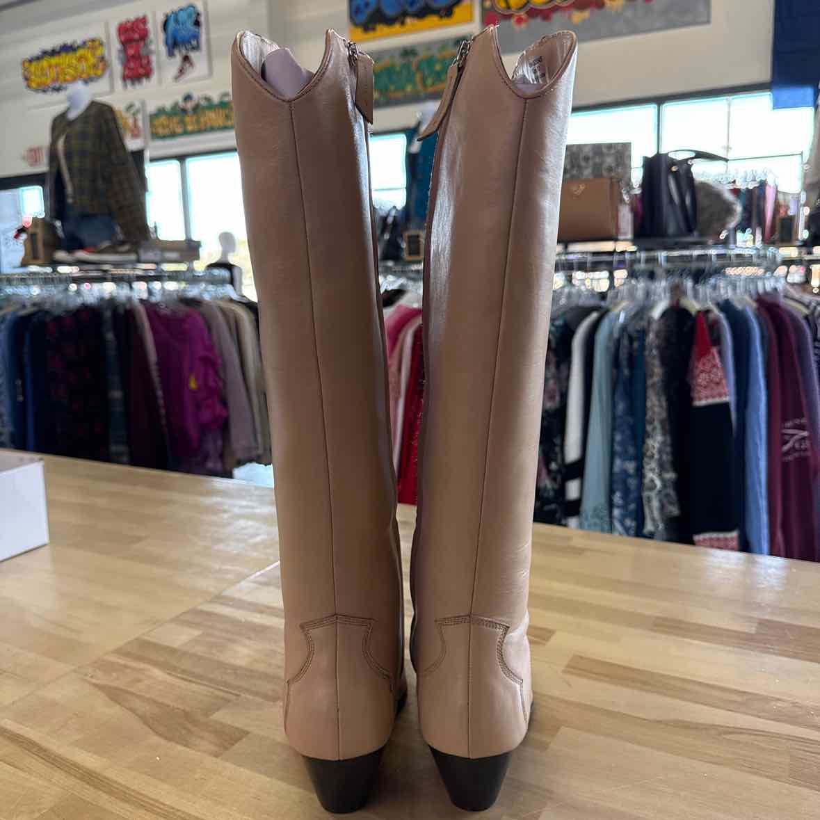 Journee Signature Womens Genuine Leather Pryse Almond Toe Pull on Knee High Boot