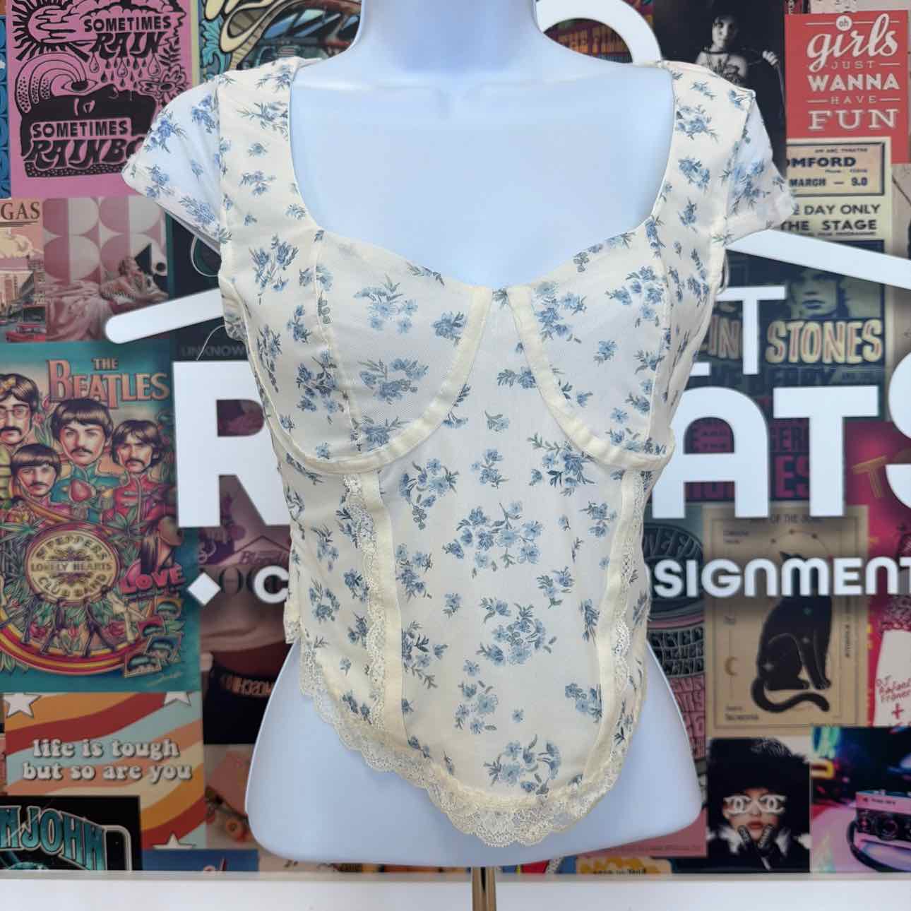 hippie rose Size S Corset Short-Sleeve Mesh Top - White Floral