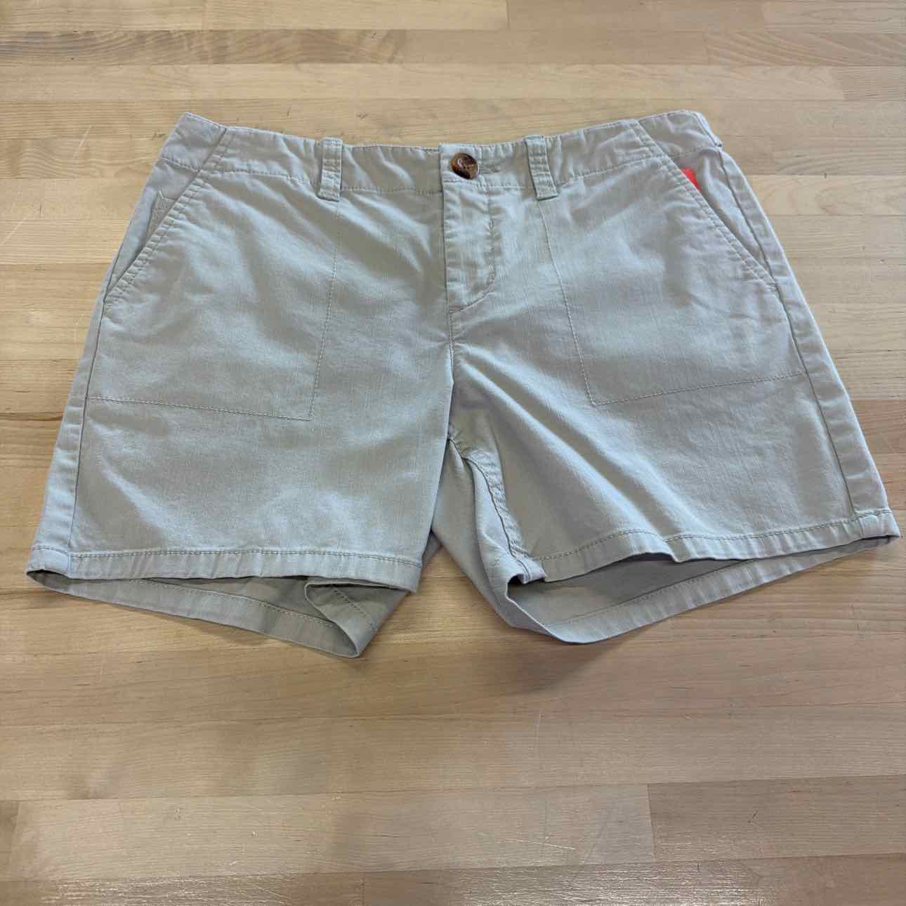 dockers Size 4 Tan Used Shorts