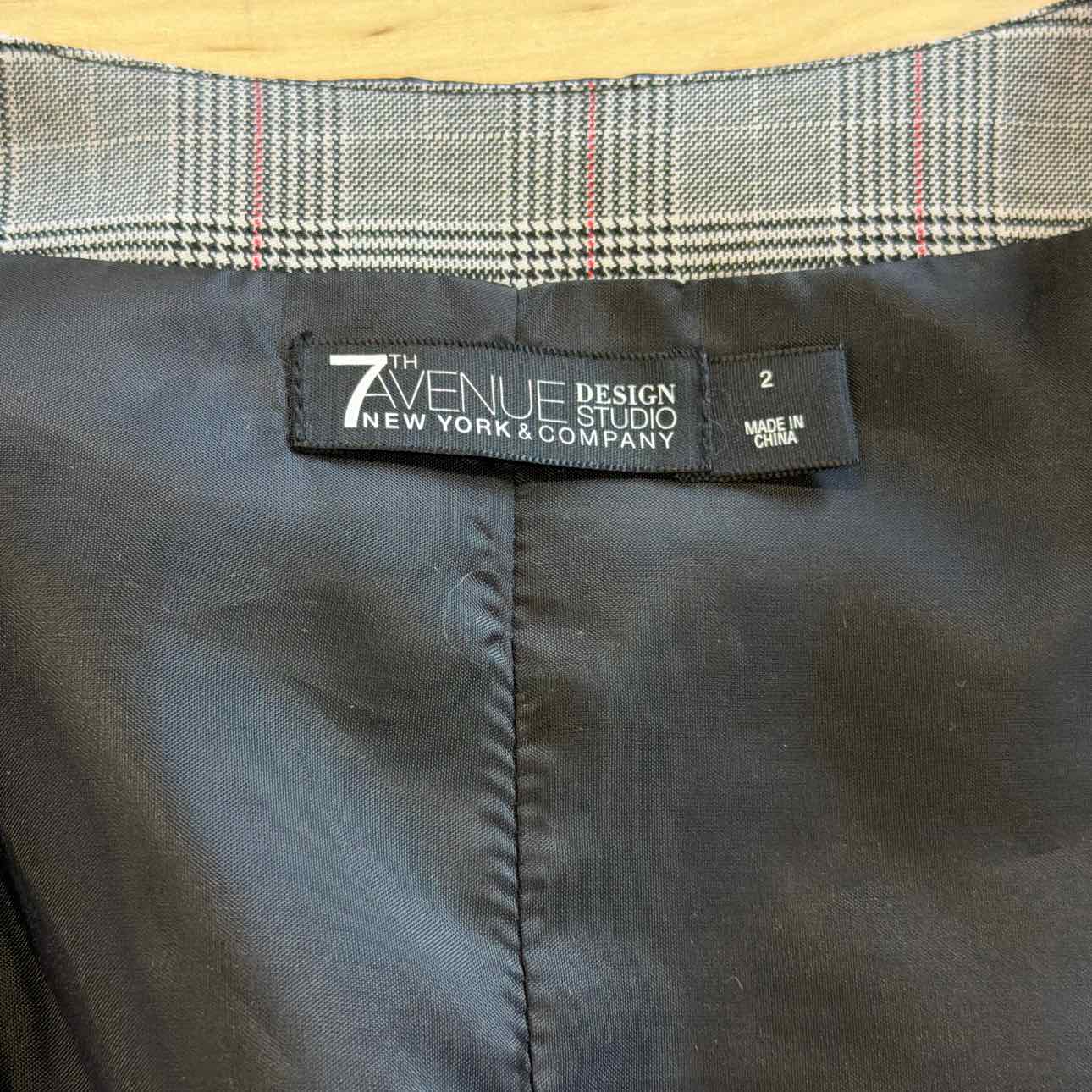 7th avenue Size 2 Grey Preloved Vest