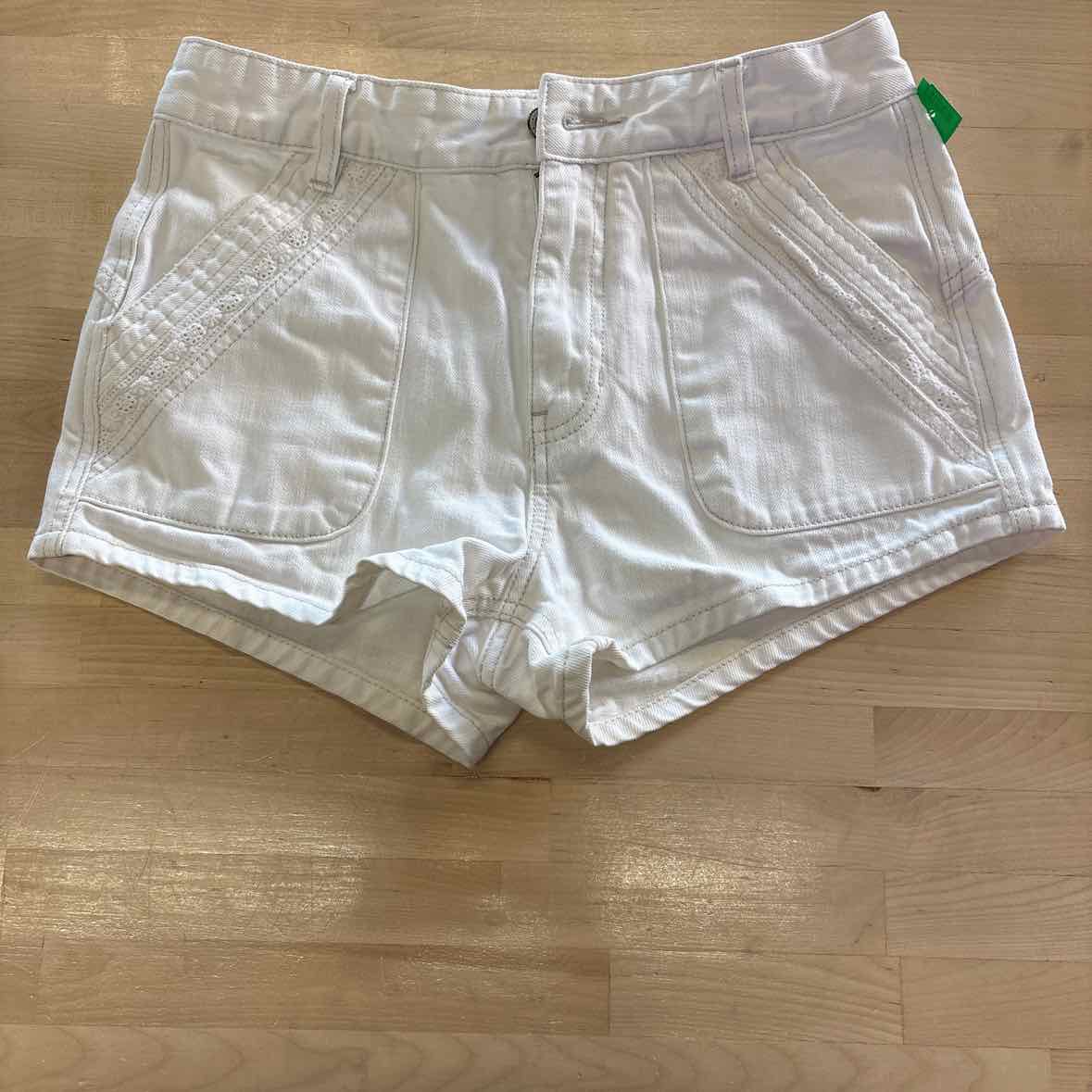 Free People Women Size 27 White Denim Preloved Shorts