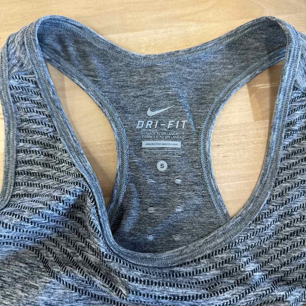 Nike Size S Gray Tank