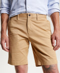 Tommy Hilfiger Men's Size 32 Men's Brooklyn 1985 9" Shorts - Classic Khaki