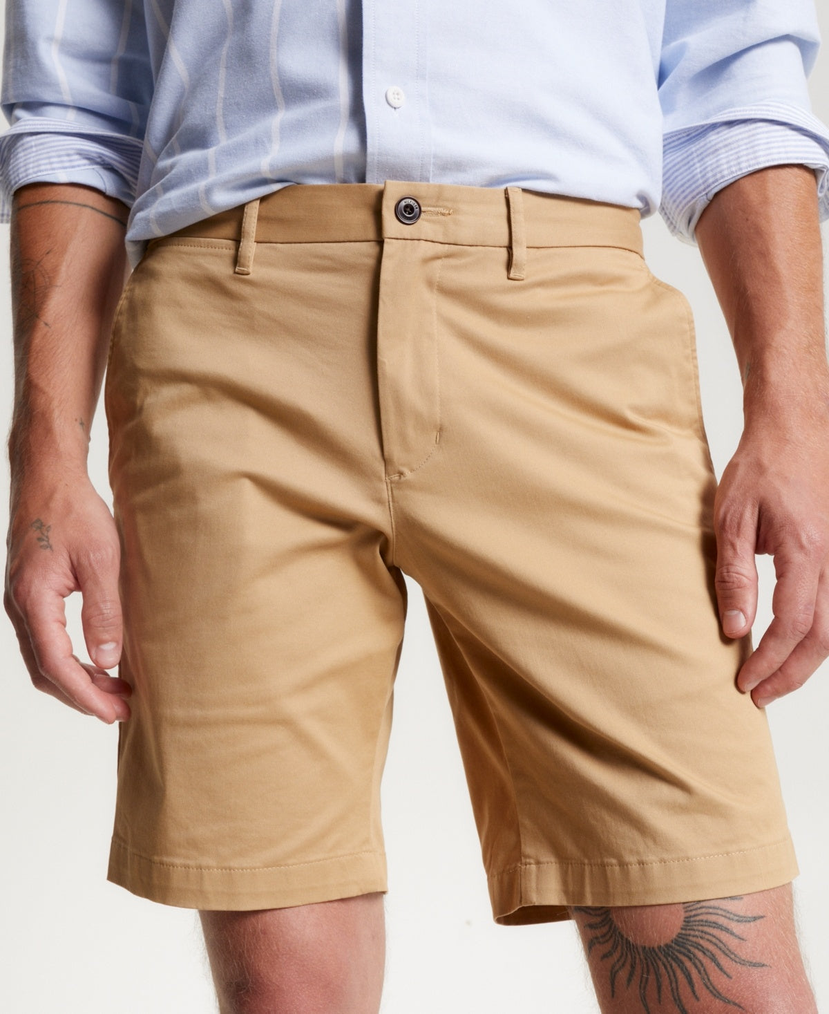 Tommy Hilfiger Men's Size 32 Men's Brooklyn 1985 9" Shorts - Classic Khaki
