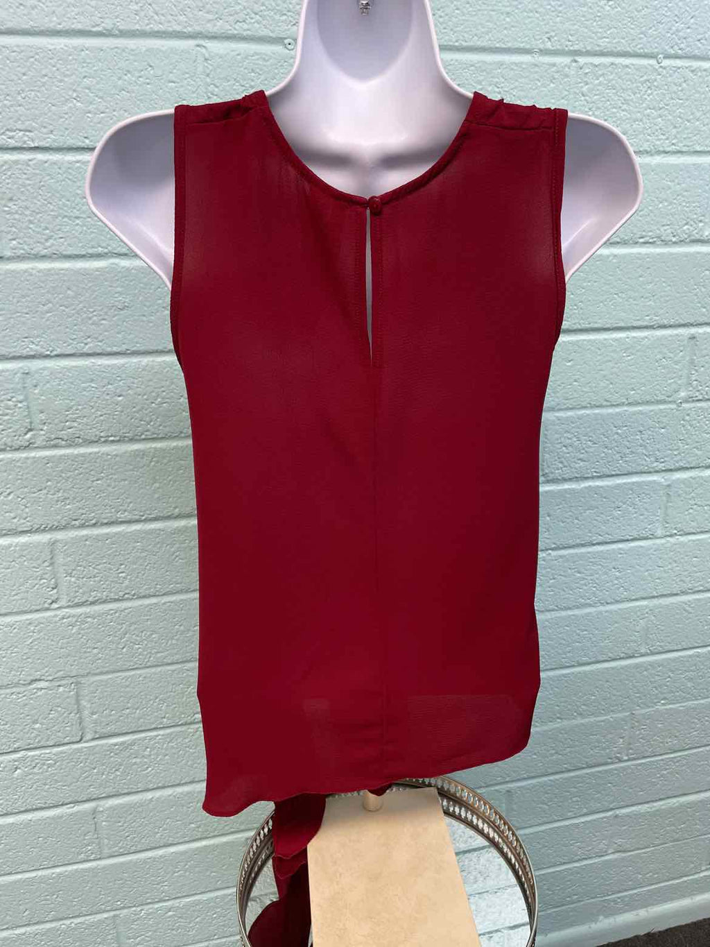 Japna Size XS Red Sleeveless