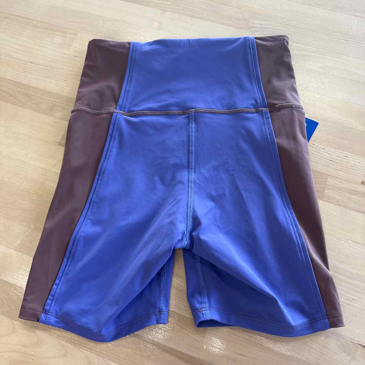 LuluLemon Size 4 Hike to Swim Purple & Brown Shorts 6"