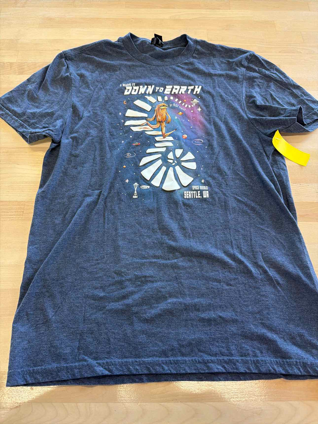 District Size S Blue T-shirt