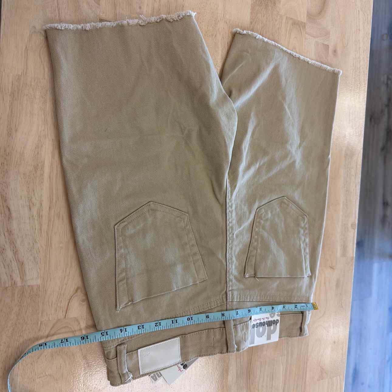 dollhouse Women Size 28 Tan New Shorts