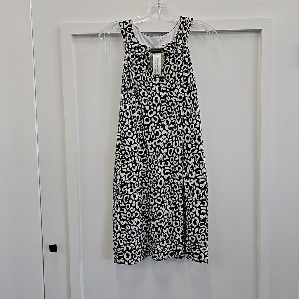 Mesmerize Size M BLACK & WHITE Dress