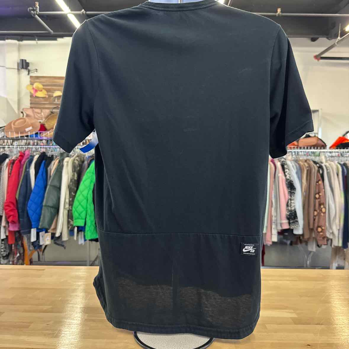 Nike Men's Size M Black MENS T-shirt