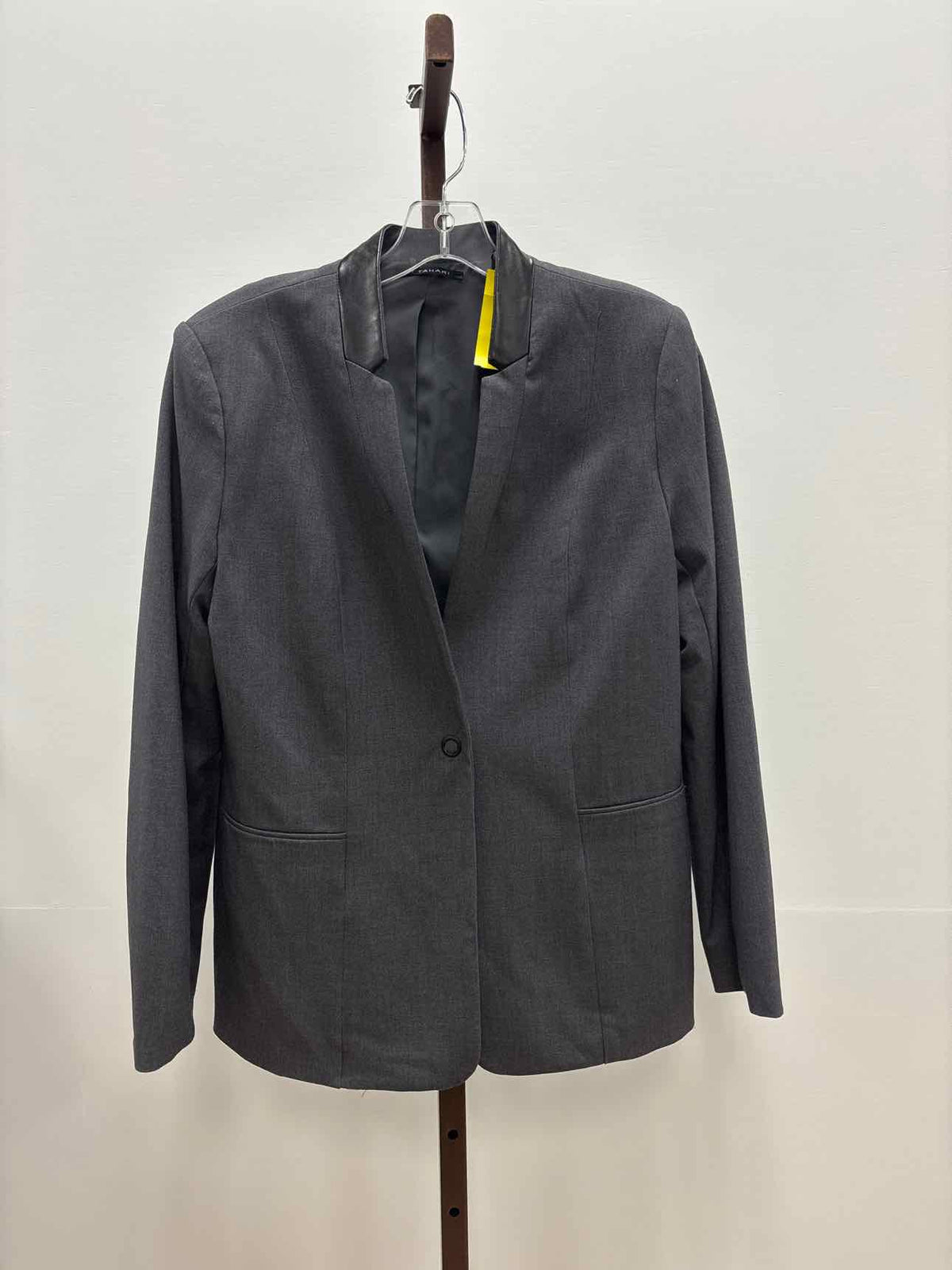 Tahari Size 8 Charcoal Polyester Blend Preloved Jacket