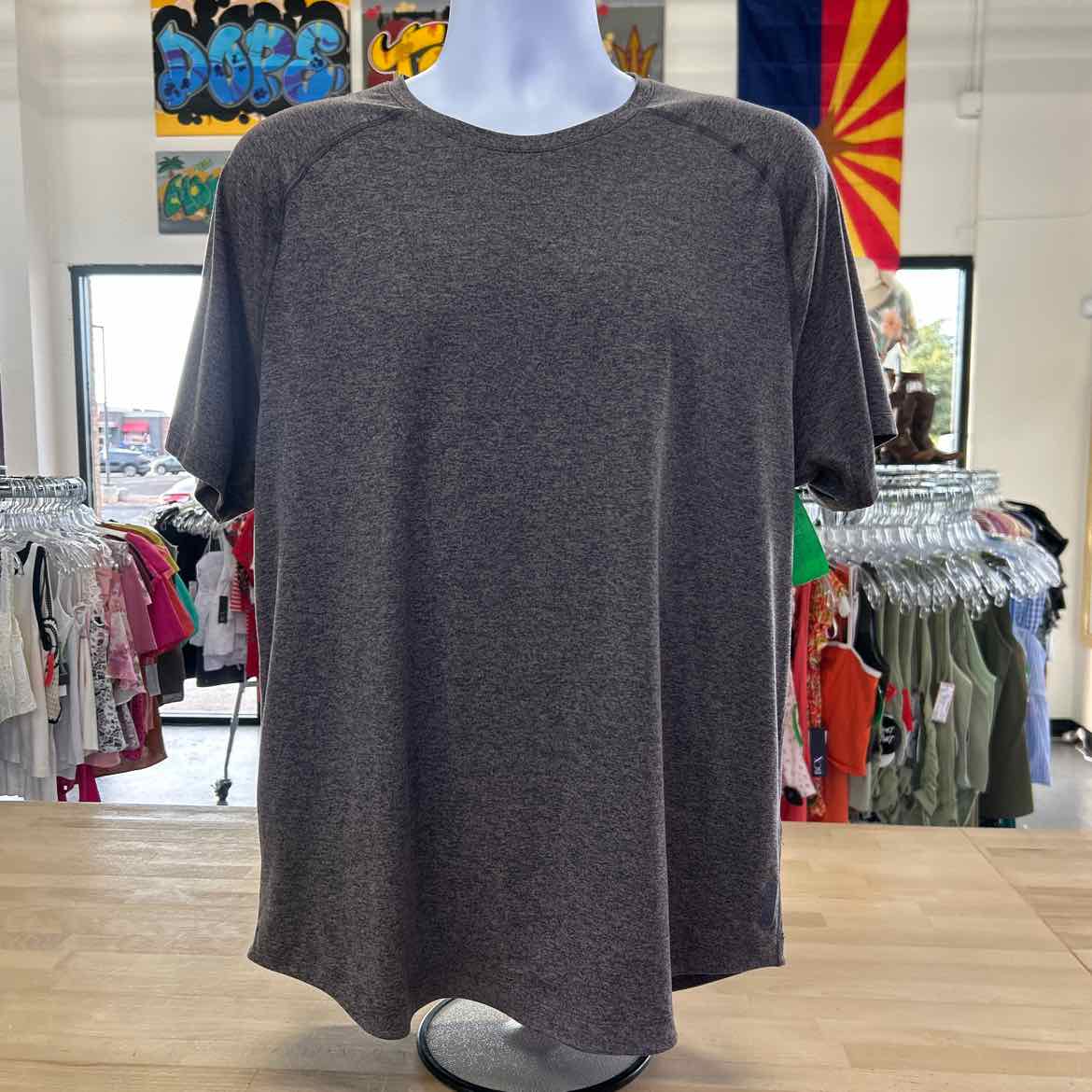 Rhone Size XL Gray Preloved MENS T-shirt