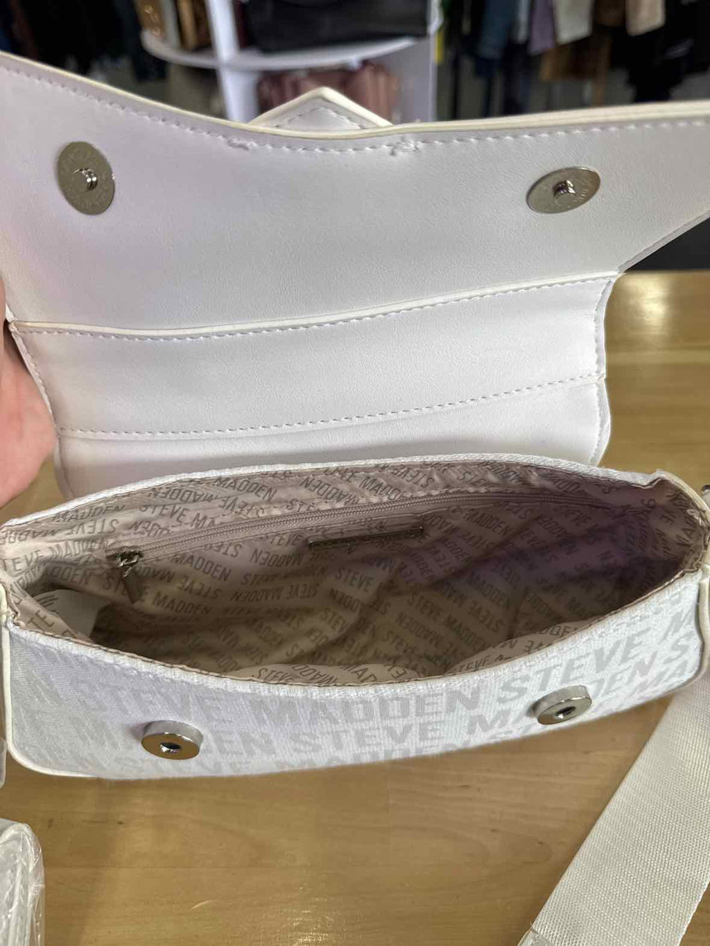 Steve Madden White crossbody New Handbag NWOT