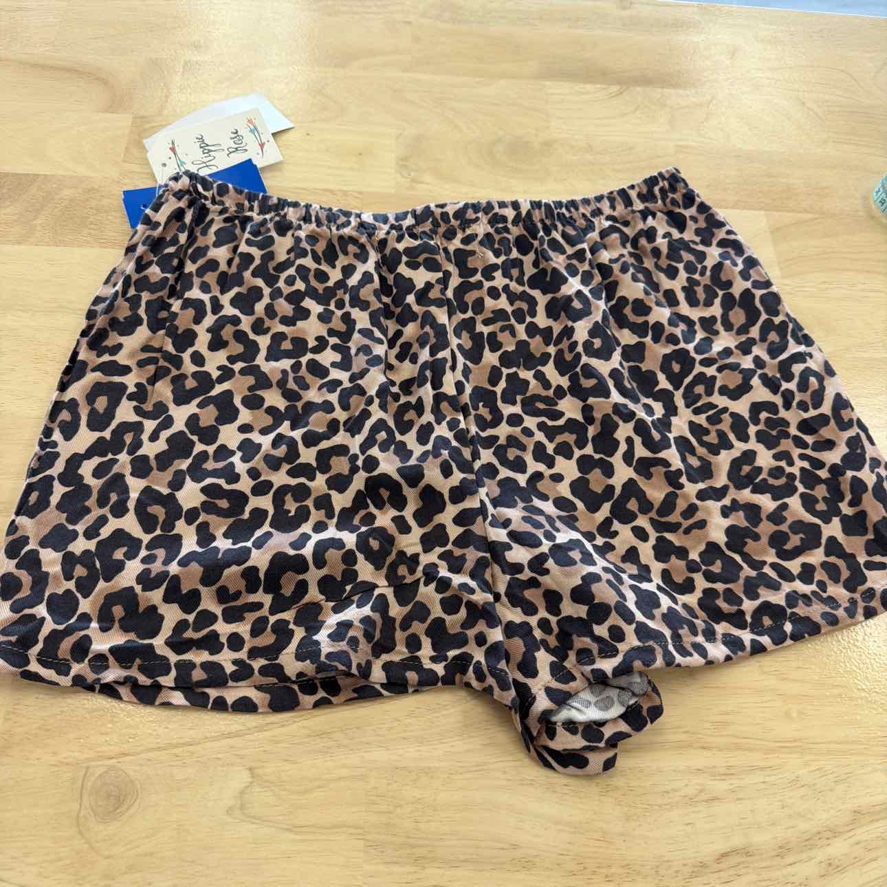 hippie rose Women Size S  Brown New Shorts  Leopard Pull-on Drawstring Shorts