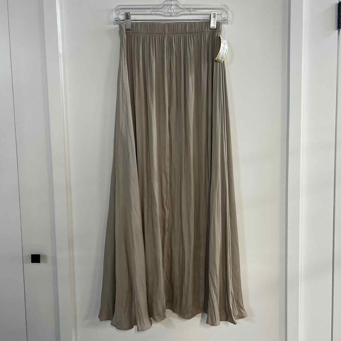 zara Size XS Beige Preloved Skirt