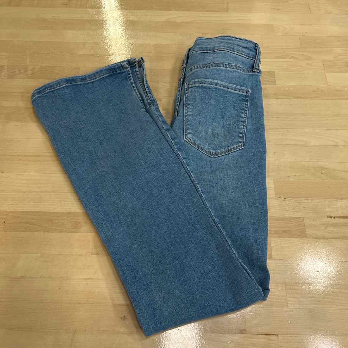 Nine West Size 4 Blue Denim Preloved Jeans
