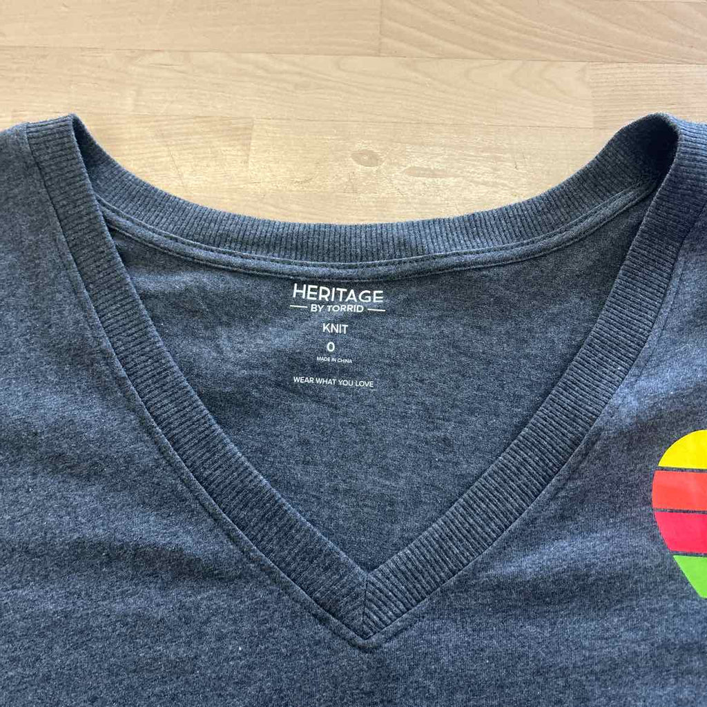 Torrid Size L Grey New T-Shirt SS