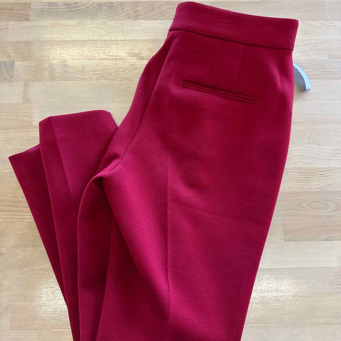 Ann Taylor Size 6P Red Pants