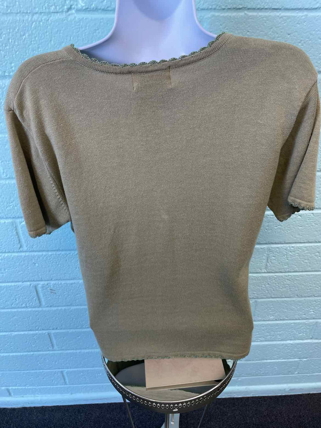 R&K Size 6 Olive Sweater