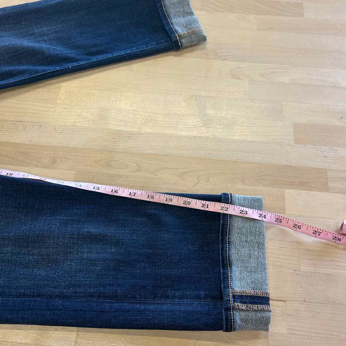 Lucky Brand Size 4 Blue Denim Preloved Jeans