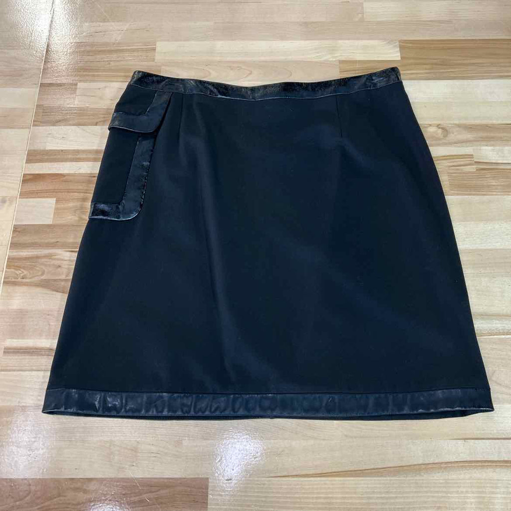 INC Size 14 Black Preloved Skirt