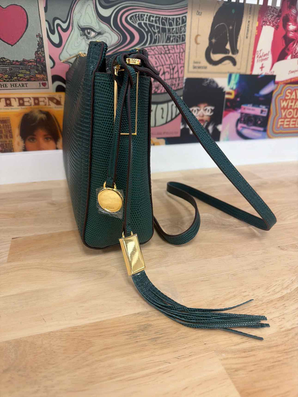 G.I.L.I Green Leather Crossbody