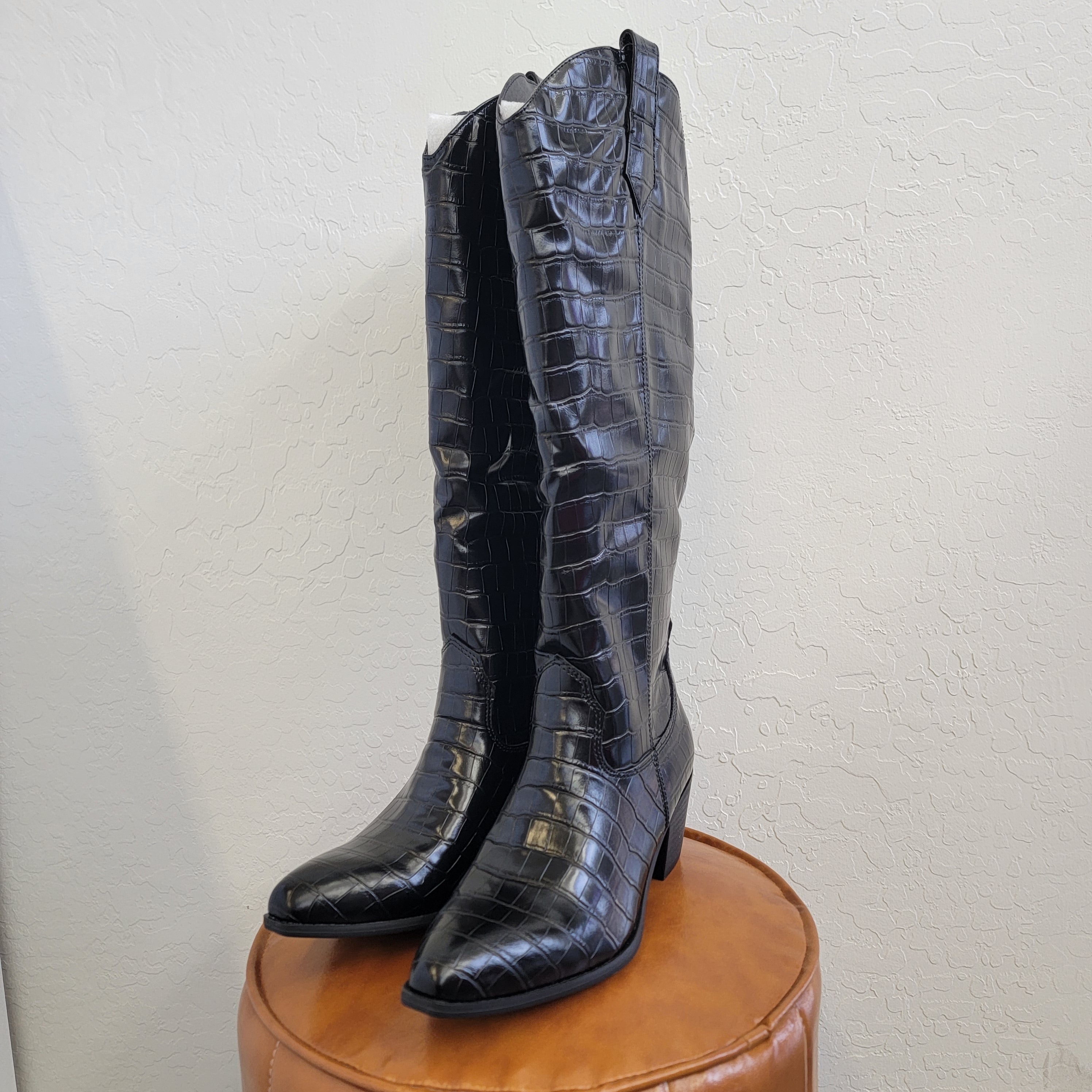 SunStone Shoe Size 5.5 Black Boots