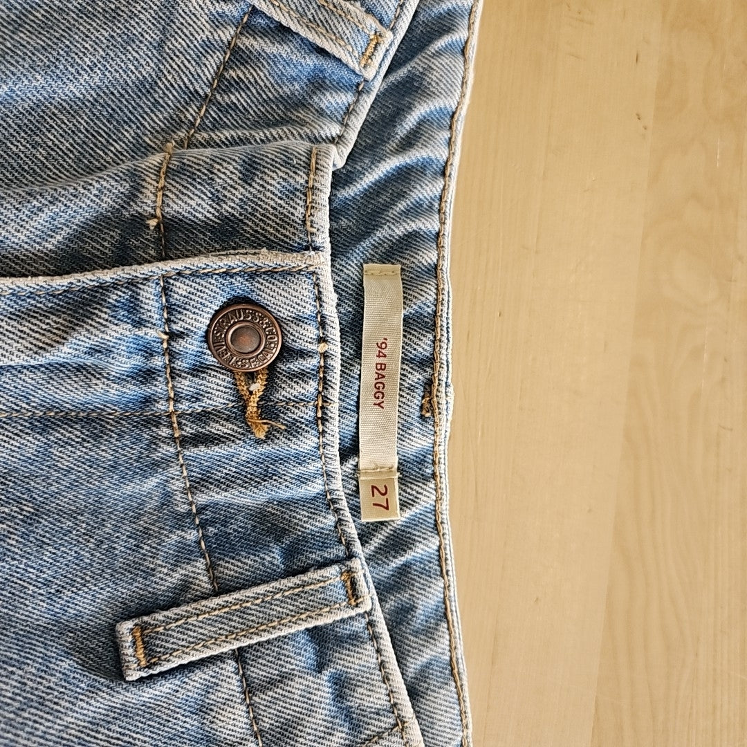 Levi's(r) Womens 94 Baggy Cargo Pants