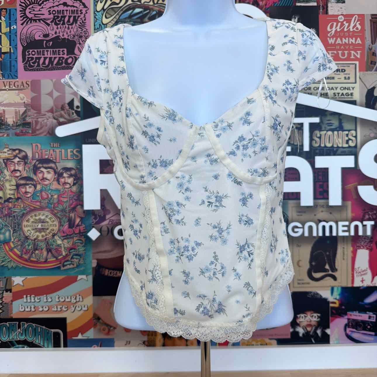 hippie rose Size L Corset Short-Sleeve Mesh Top - White Floral