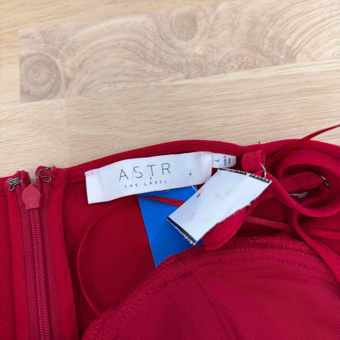 astr Size L Adana Sweetheart-Neck Top