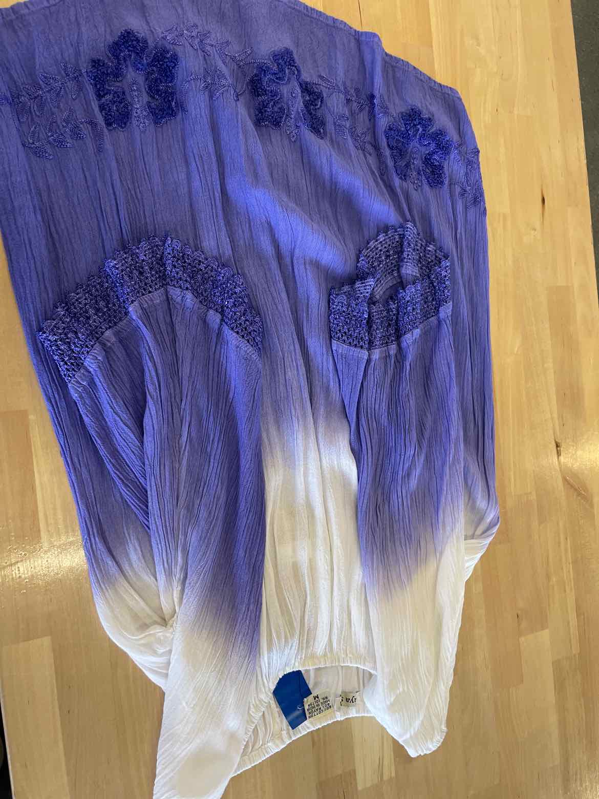 raya sun Size M Purple Blouse