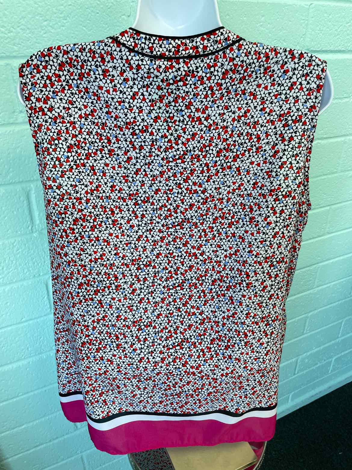 Jones New York Size L Red Print Sleeveless