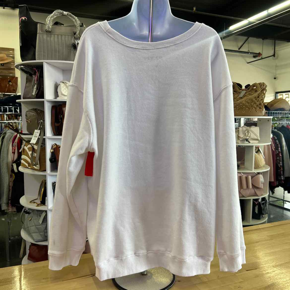 Disney Size 3X White Preloved Sweatshirt