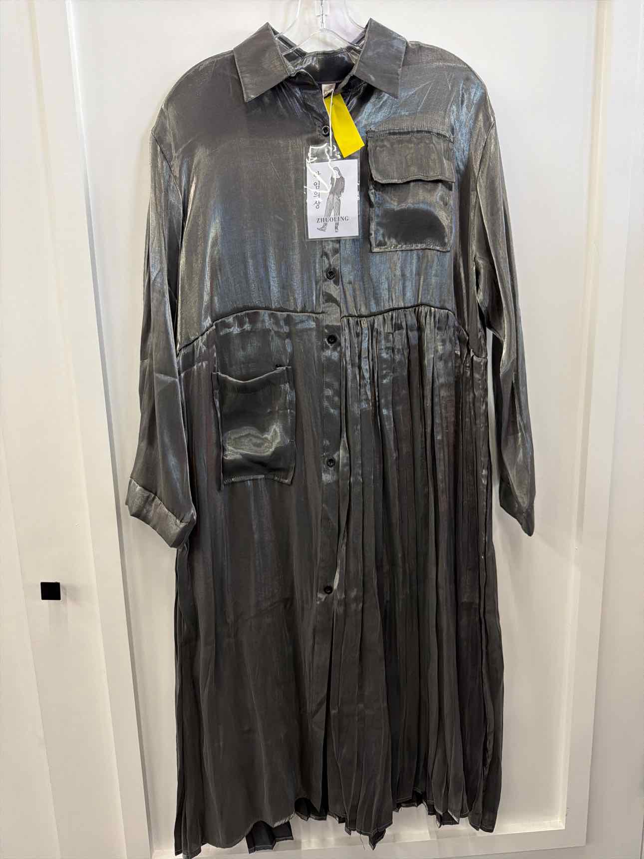 Zhouling Size XL Silver Dress