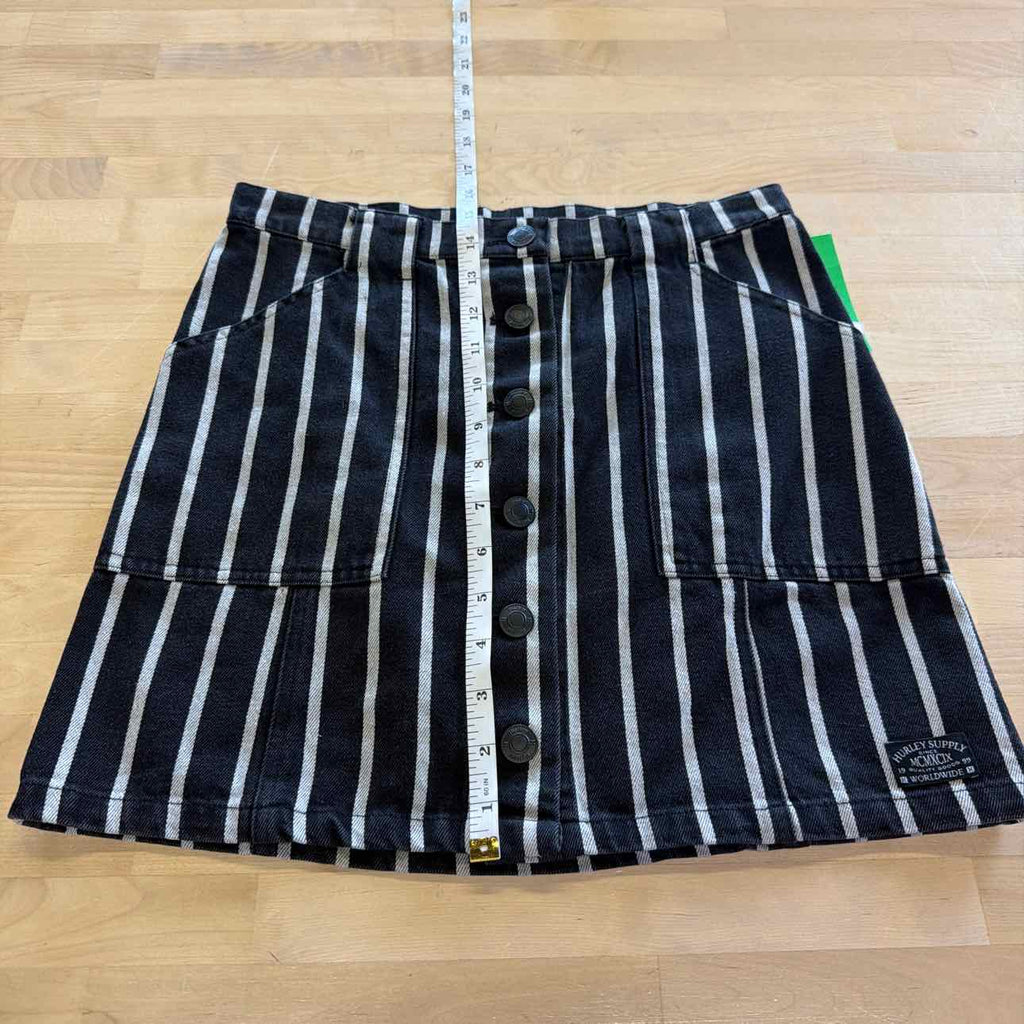 Hurley Size 24 Juniors' Sloan Button-Front Mini Skirt - Black