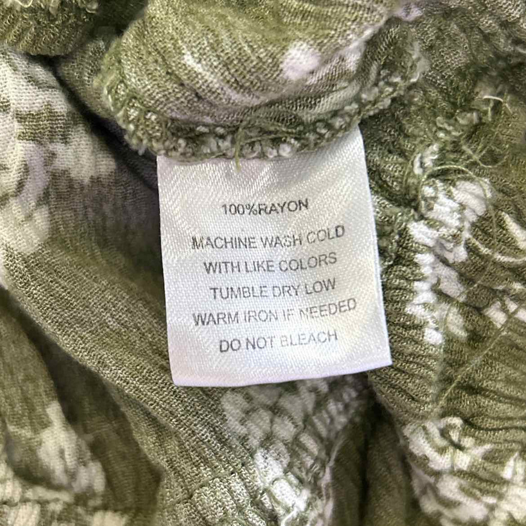 Just Found Size S Green Preloved 2 pc Dress Set