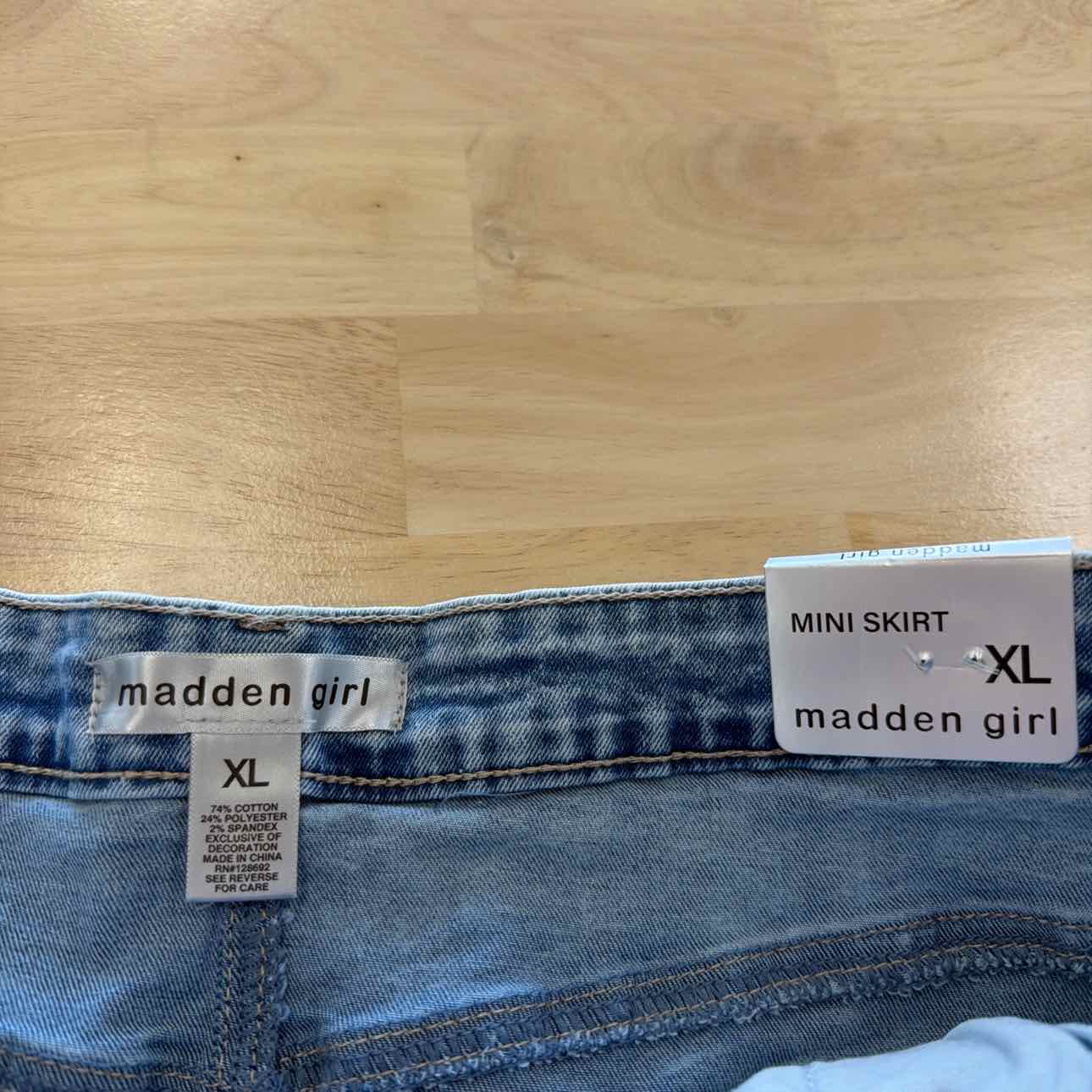 Madden Girl Size XL Blue New Skirt