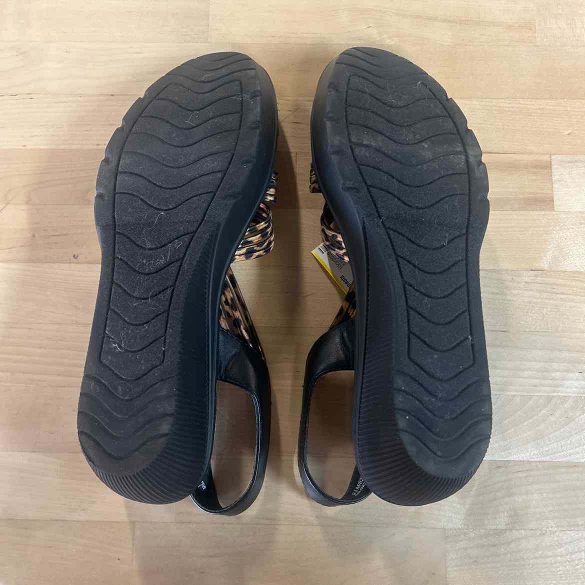 Impo Size 9.5 Black Wedges