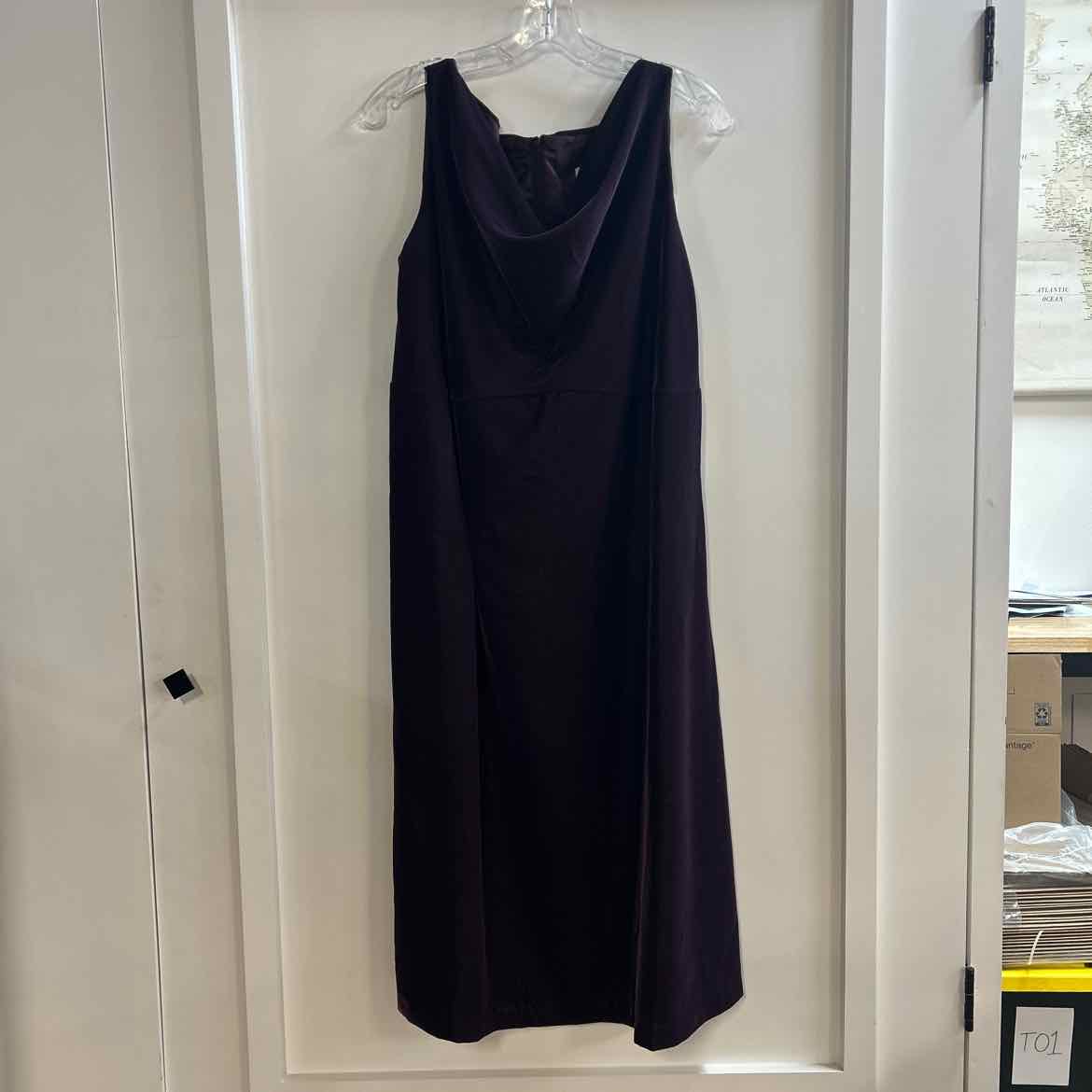 Jaclyn Smith Size 20 Purple Velvet Preloved Dress